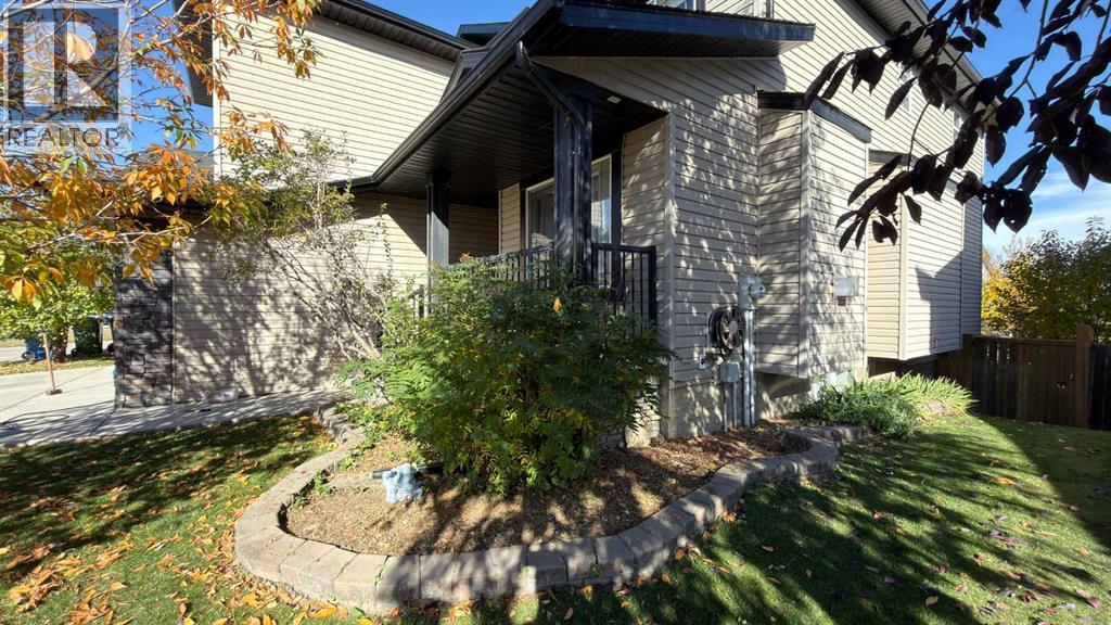 123 Hawkmere View Property Photo 2