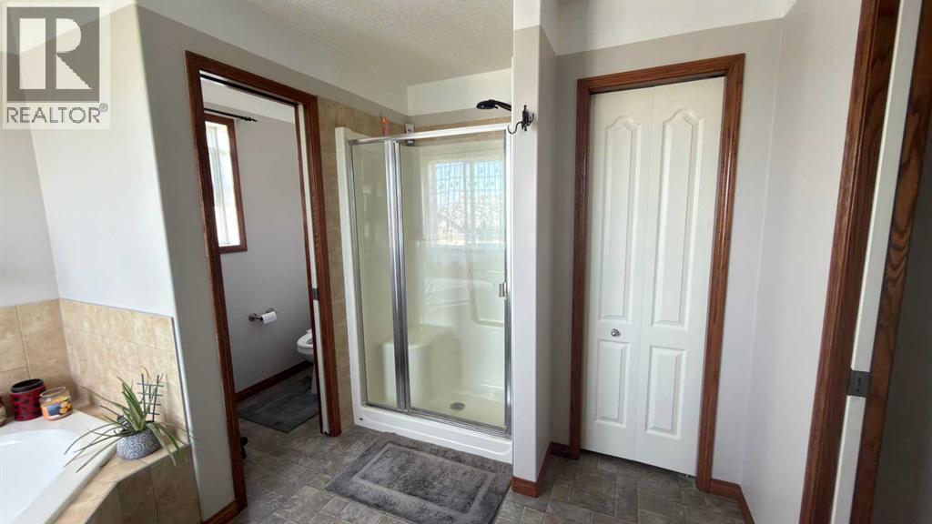 123 Hawkmere View Property Photo 26
