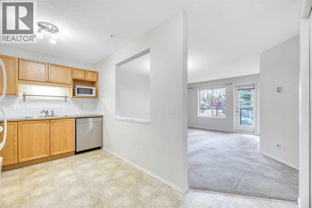 928 Arbour Lake Road Northwest Property Photo 7