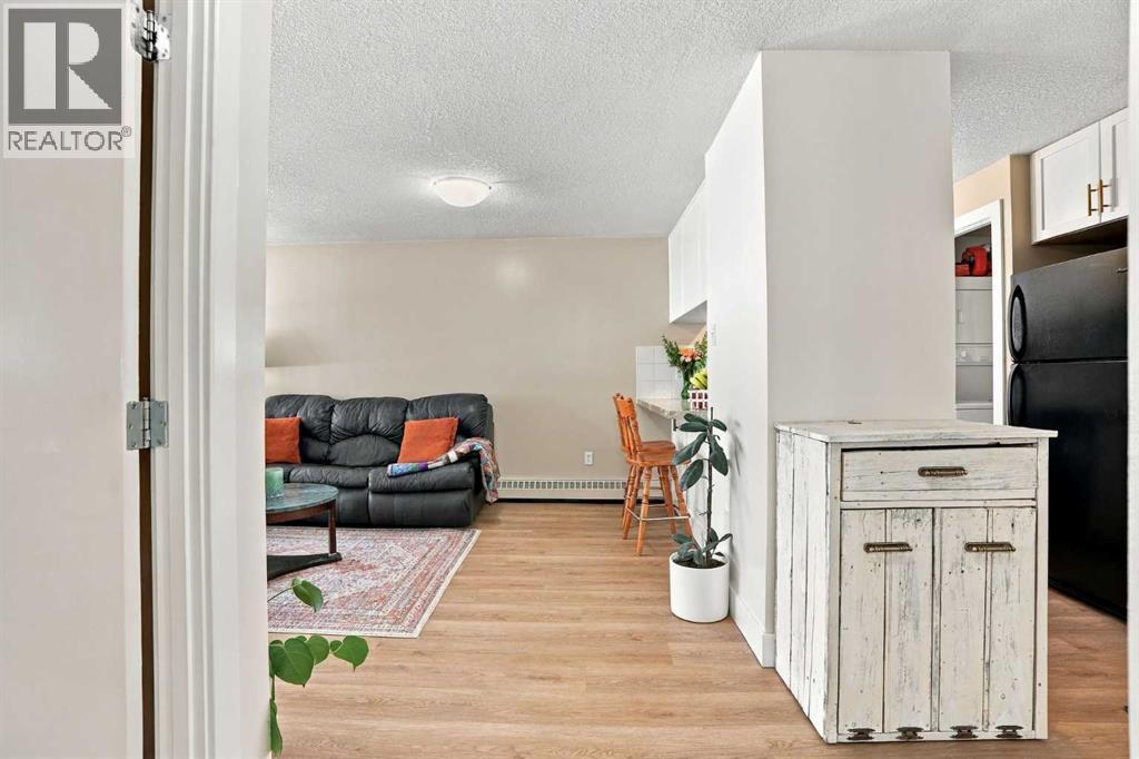 626 15 Avenue Southwest Property Photo 16