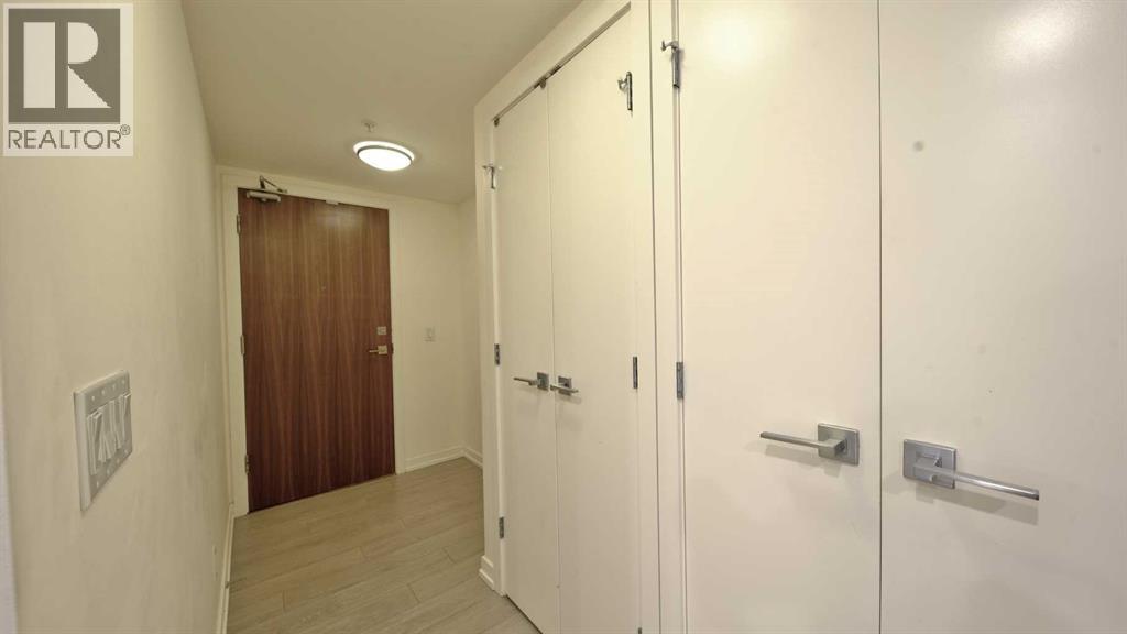 51 Waterfront Mews Southwest Property Photo 10