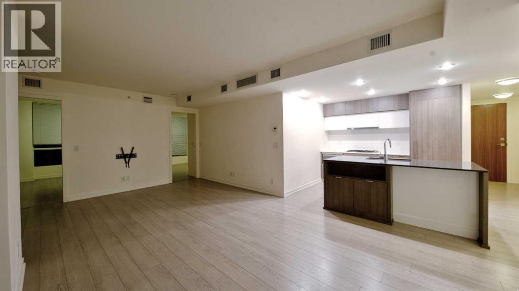 51 Waterfront Mews Southwest Property Photo 12