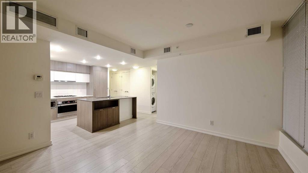 51 Waterfront Mews Southwest Property Photo 13