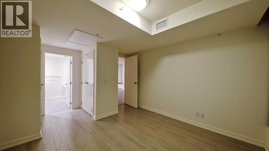 51 Waterfront Mews Southwest Property Photo 18