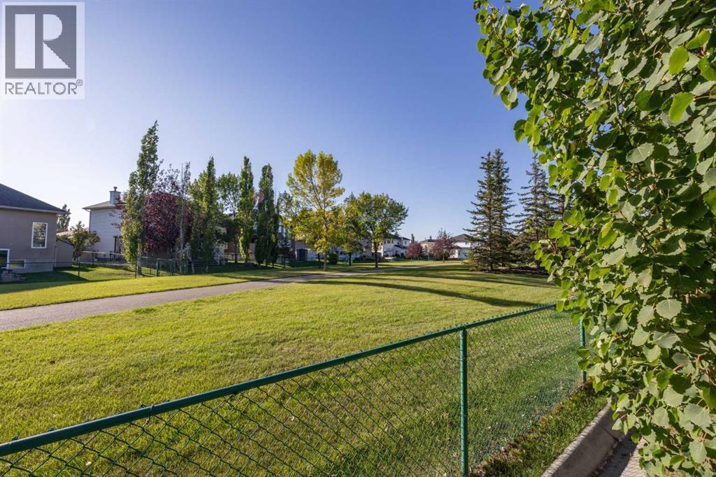 184 Cove Crescent Property Photo 42