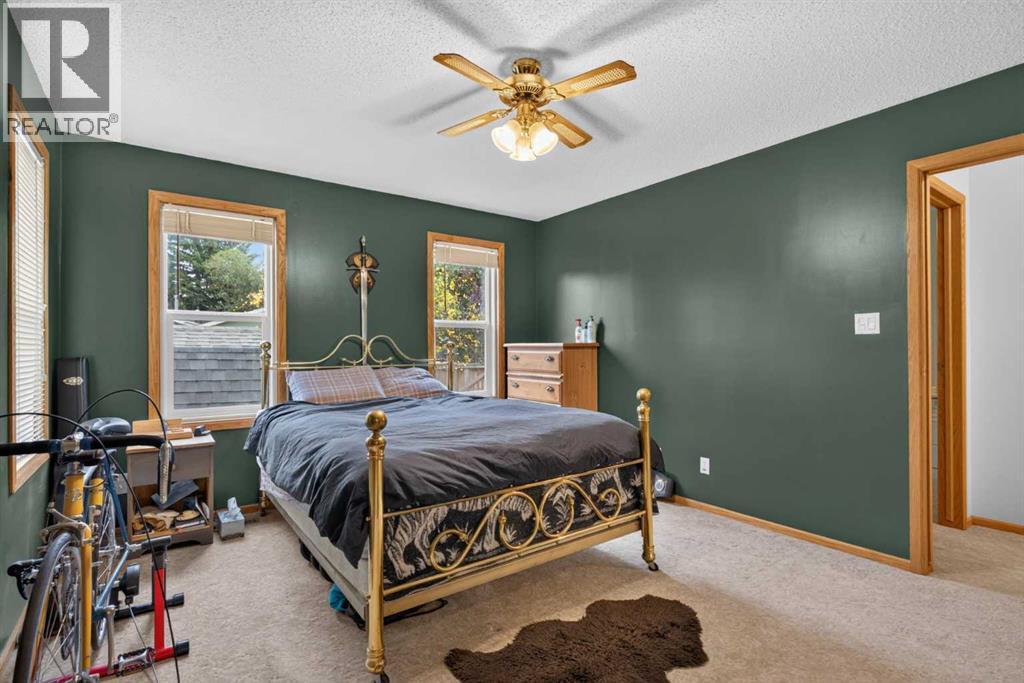 740 3 Avenue Se Property Photo 17