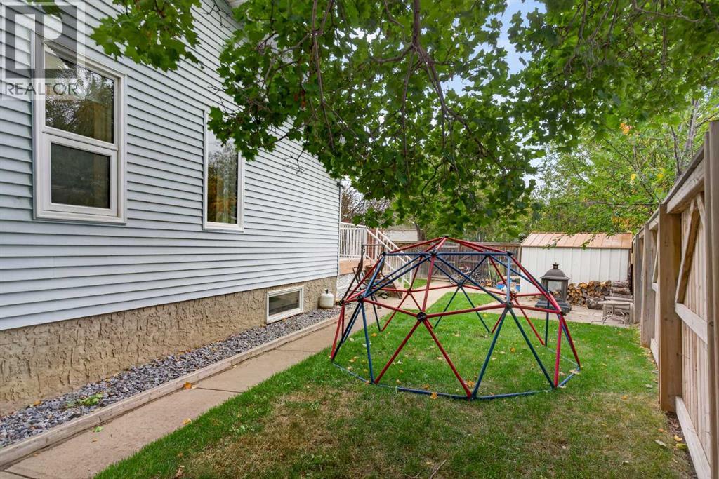 740 3 Avenue Se Property Photo 36
