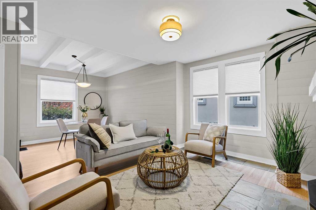 1905 2 Street Nw Property Photo 5