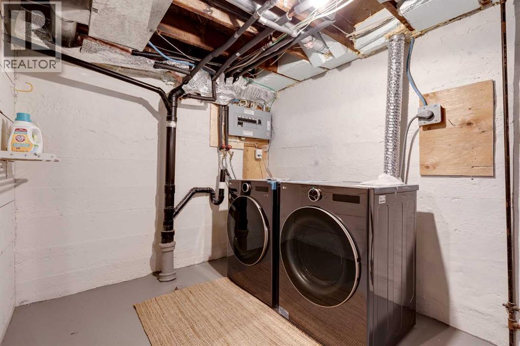 1905 2 Street Nw Property Photo 24