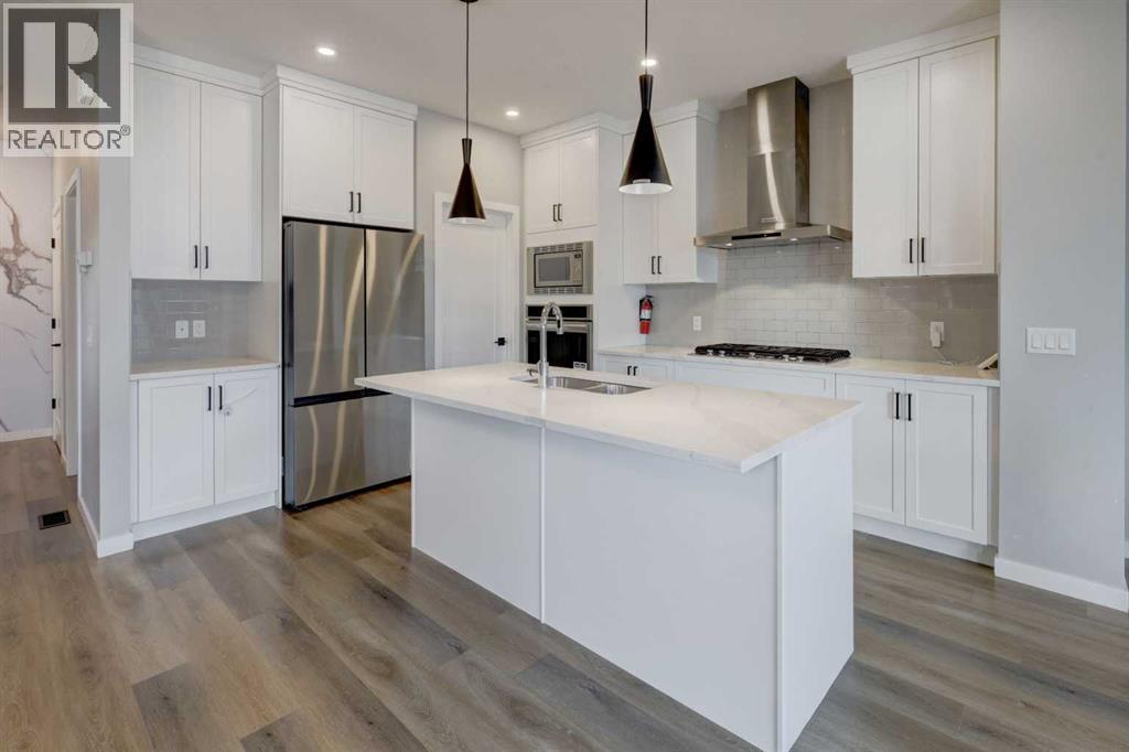 112 Emberside Place Property Photo 3