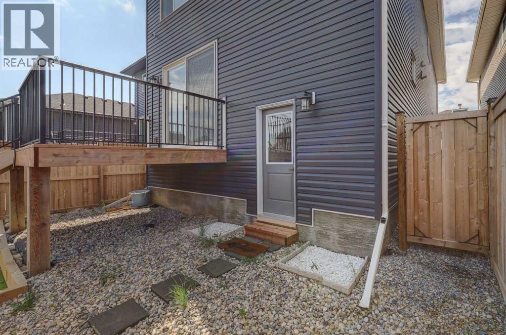 112 Emberside Place Property Photo 32