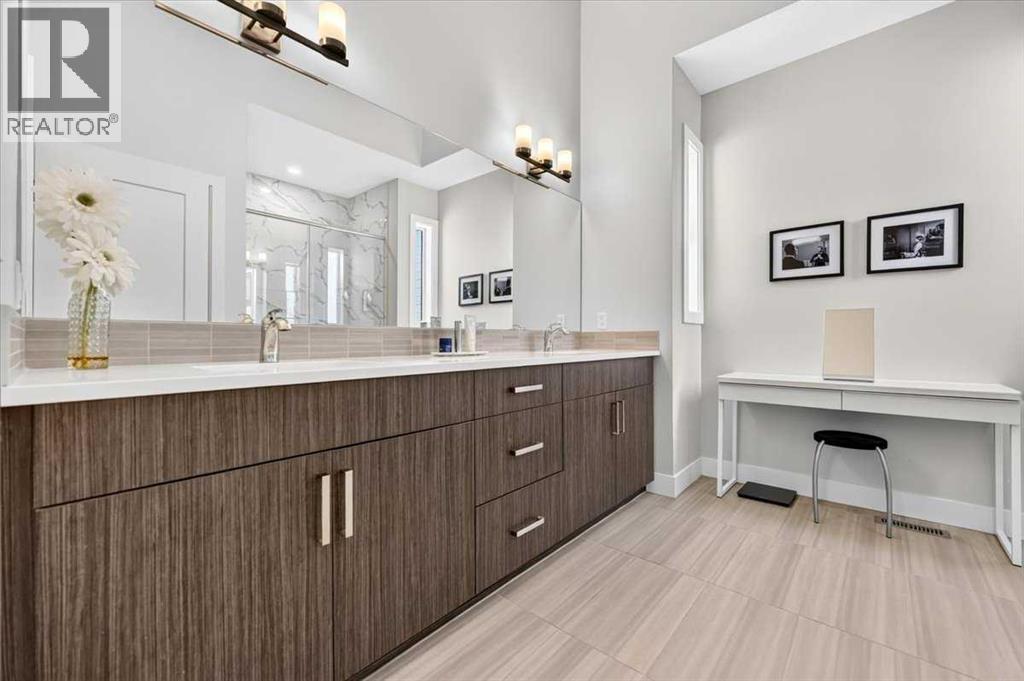 4656 82 Street Nw Property Photo 30
