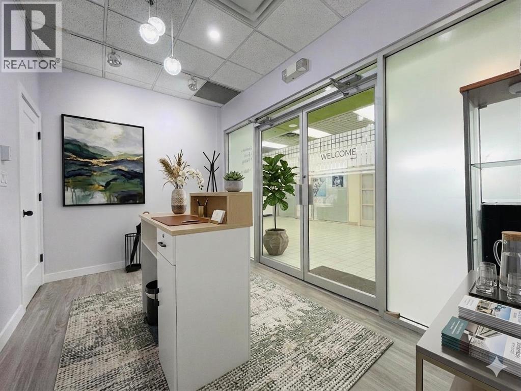 1623 Centre Street Nw Property Photo 1