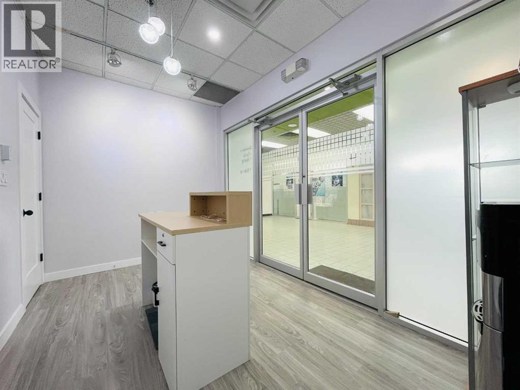 1623 Centre Street Nw Property Photo 15