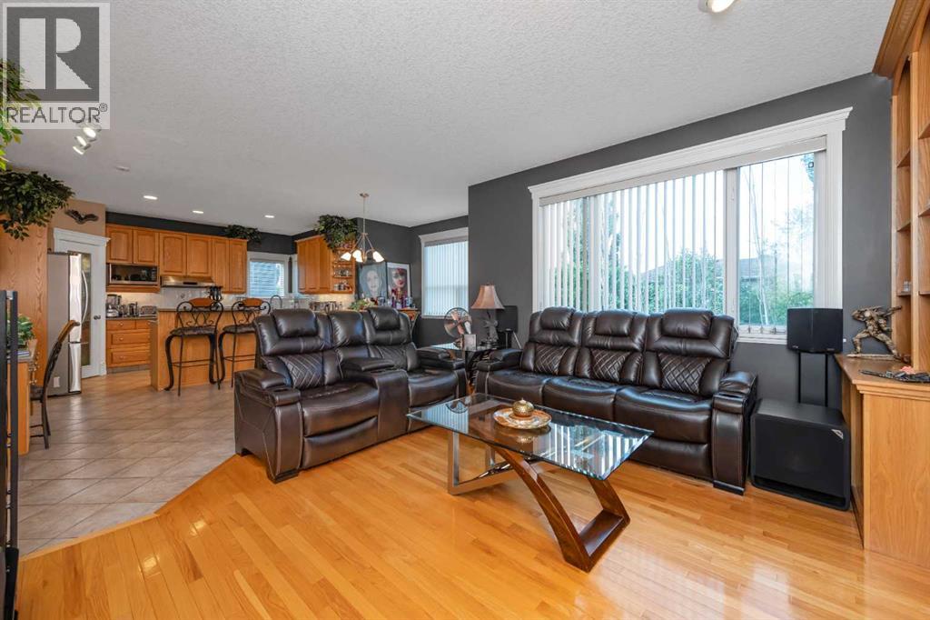 112 Cove Crescent Property Photo 17
