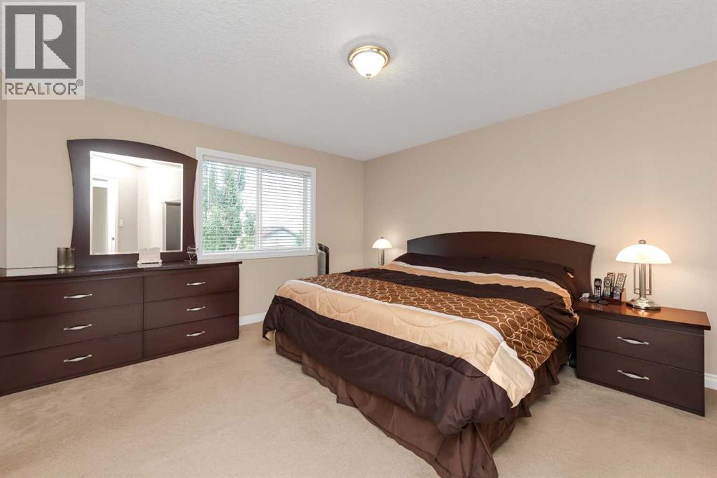 112 Cove Crescent Property Photo 24