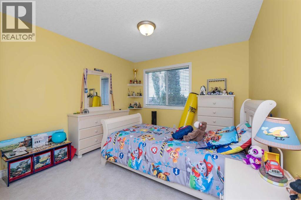 112 Cove Crescent Property Photo 28