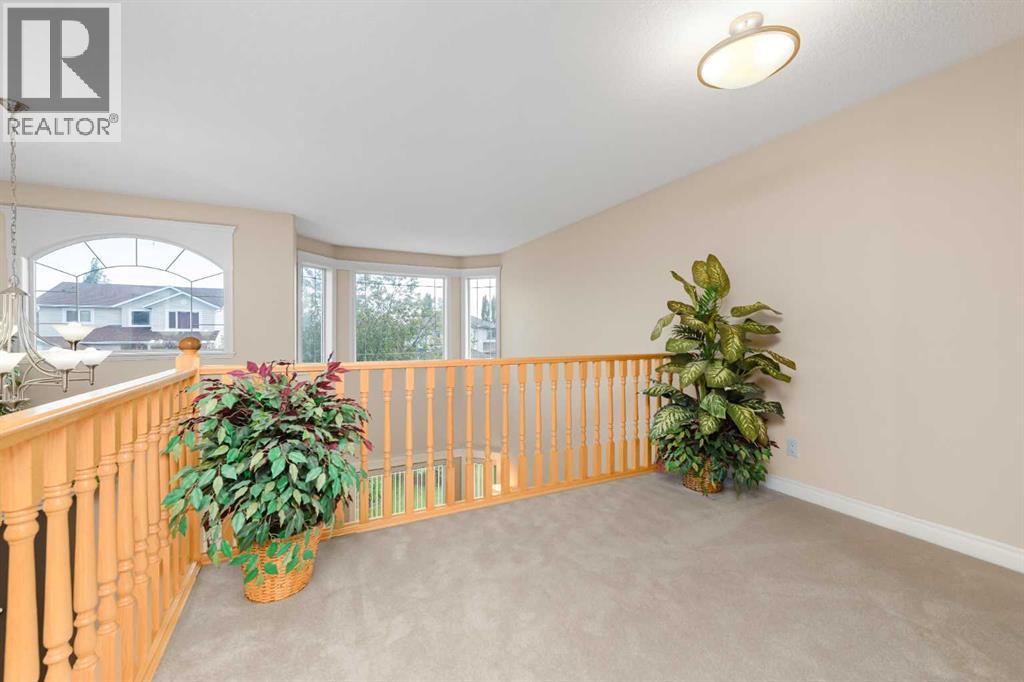 112 Cove Crescent Property Photo 30
