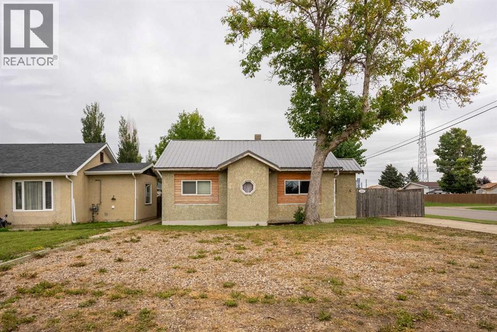 5603 56 Street Property Photo 1
