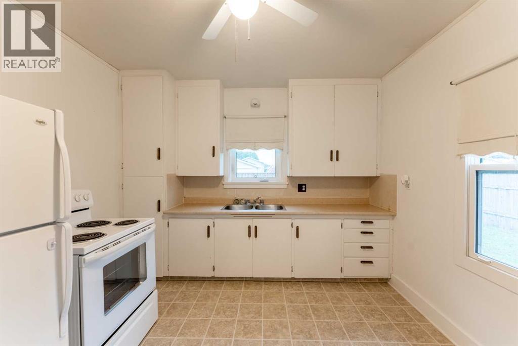 5603 56 Street Property Photo 13