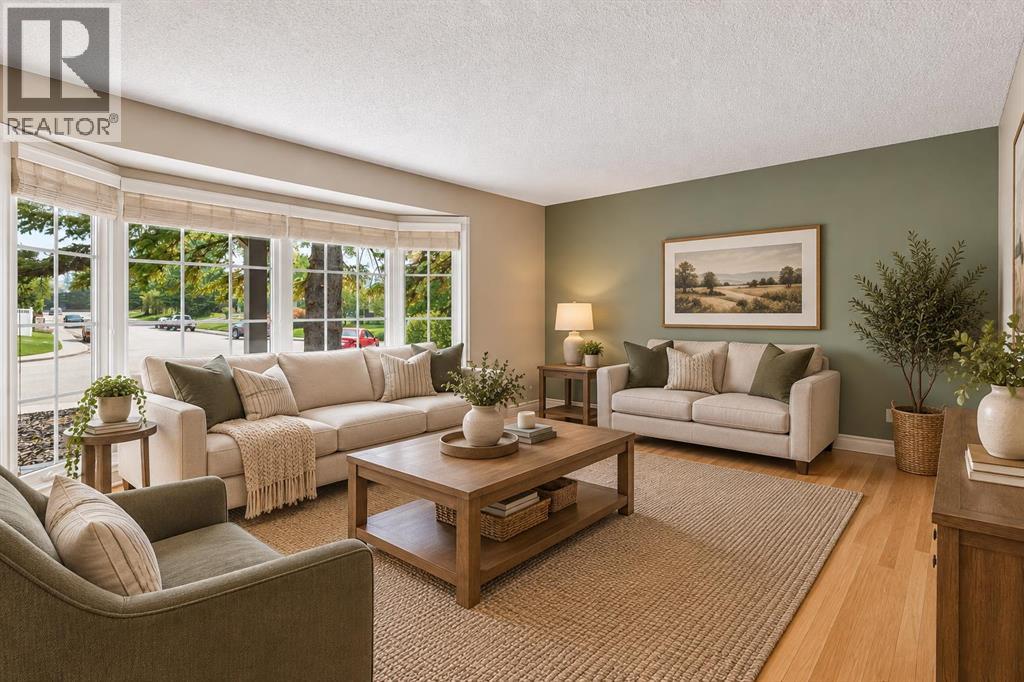 856 Lake Twintree Crescent Se Property Photo 7