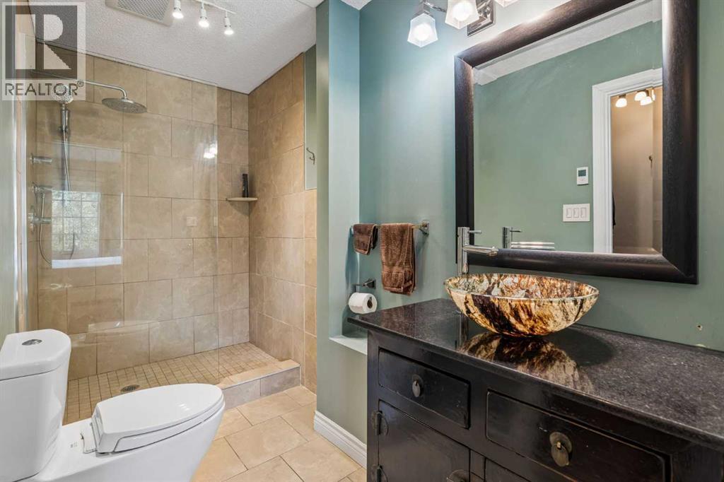 856 Lake Twintree Crescent Se Property Photo 18