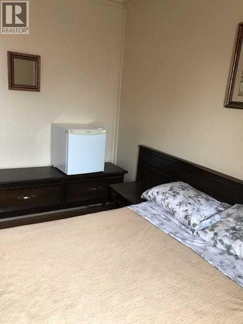 5013 50 Avenue Property Photo 9