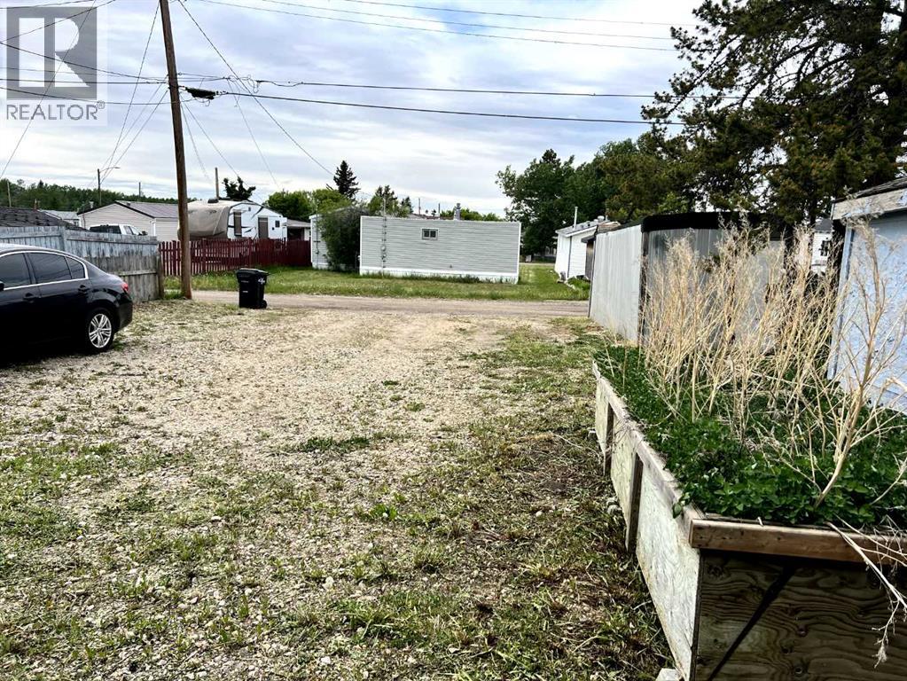 5013 50 Avenue Property Photo 22