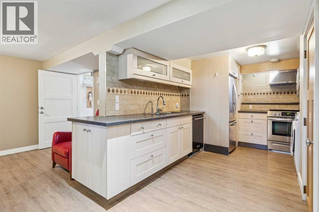 5428 Centre A Street Ne Property Photo 24