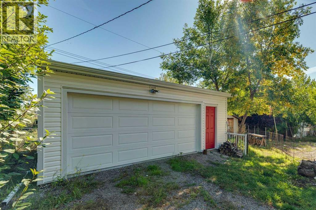 5428 Centre A Street Ne Property Photo 41
