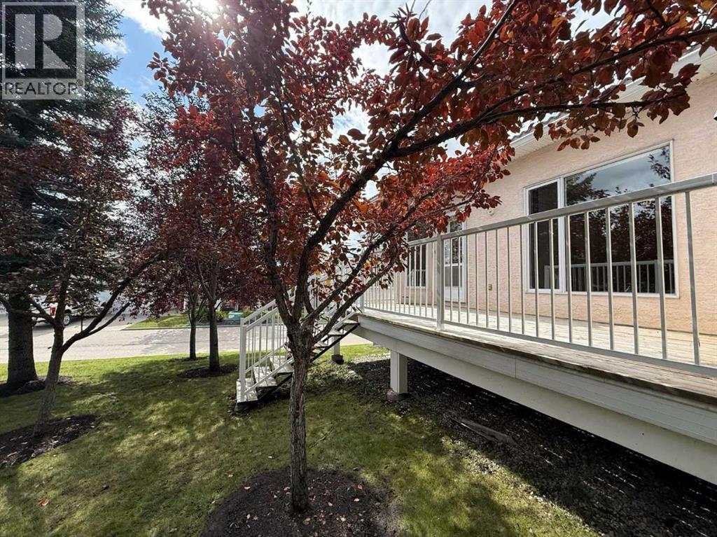 8 Scimitar Rise Nw Property Photo 3