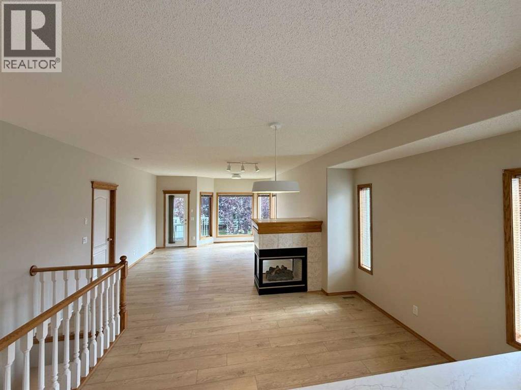 8 Scimitar Rise Nw Property Photo 9