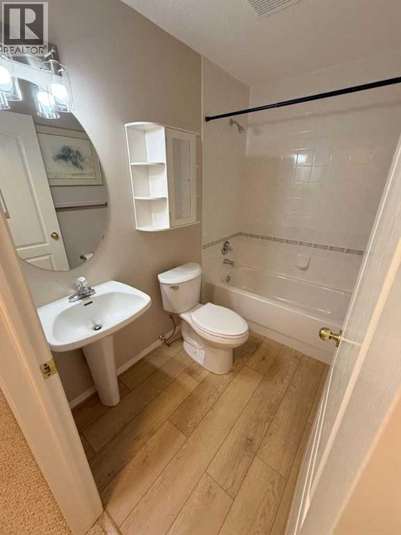 8 Scimitar Rise Nw Property Photo 29
