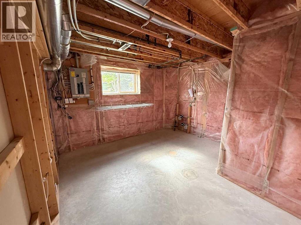 8 Scimitar Rise Nw Property Photo 34