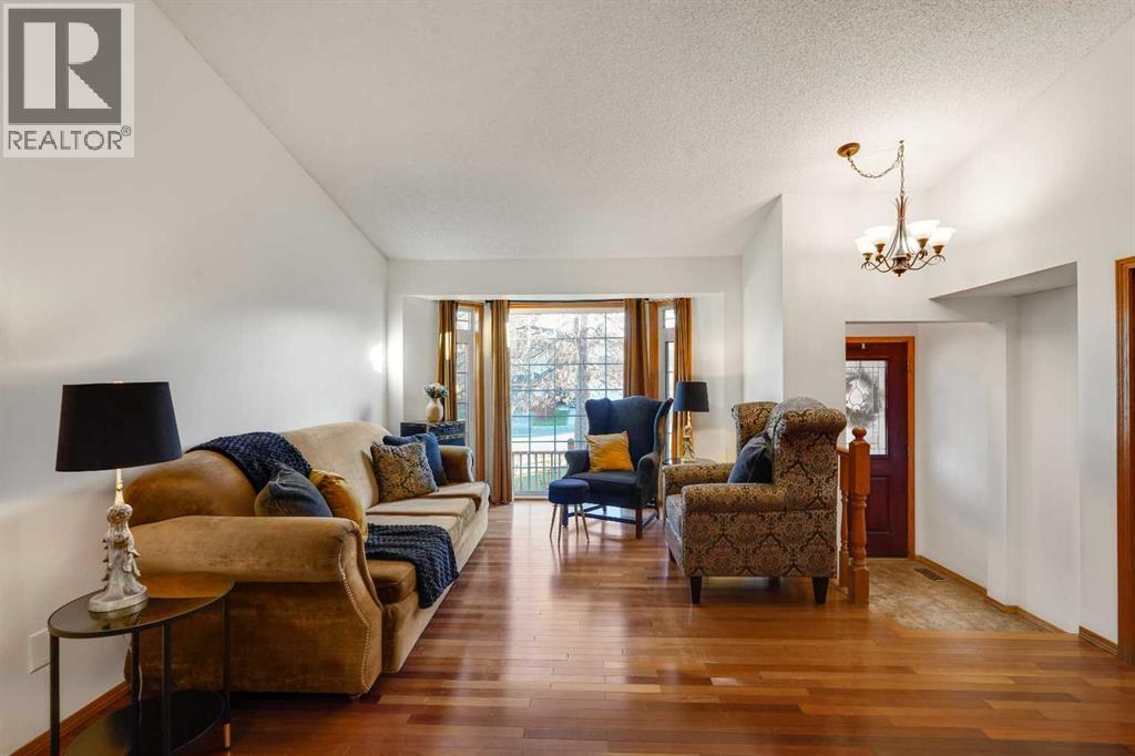 27 Sun Harbour Road Se Property Photo 3