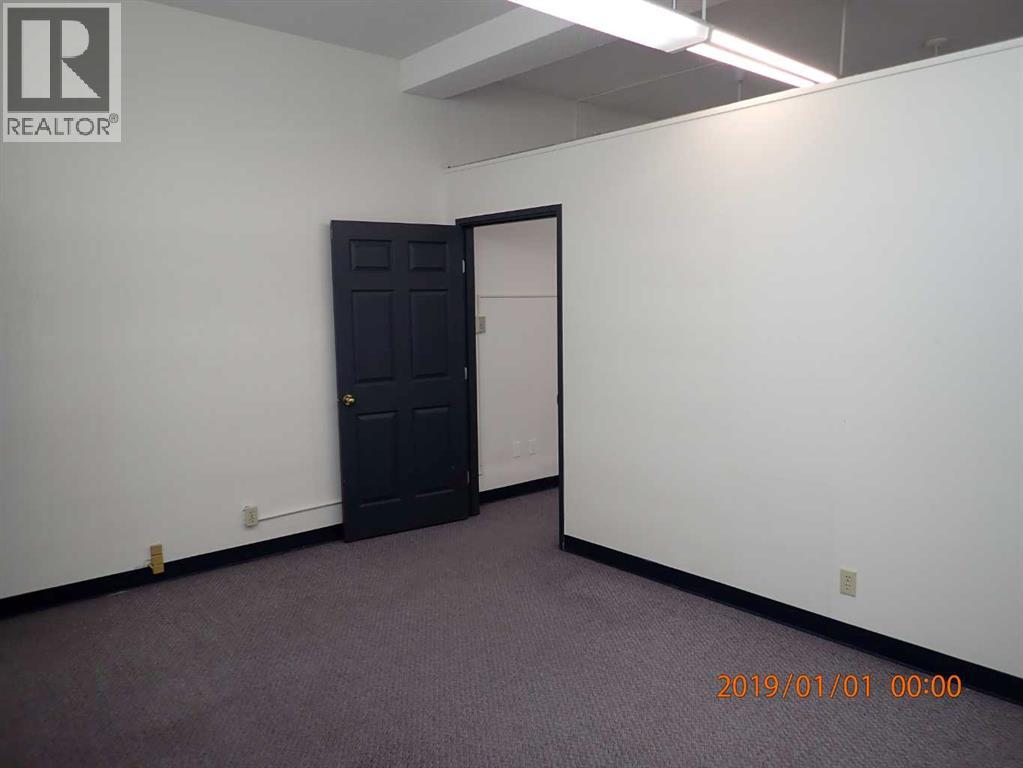 4819 48 Avenue Property Photo 12