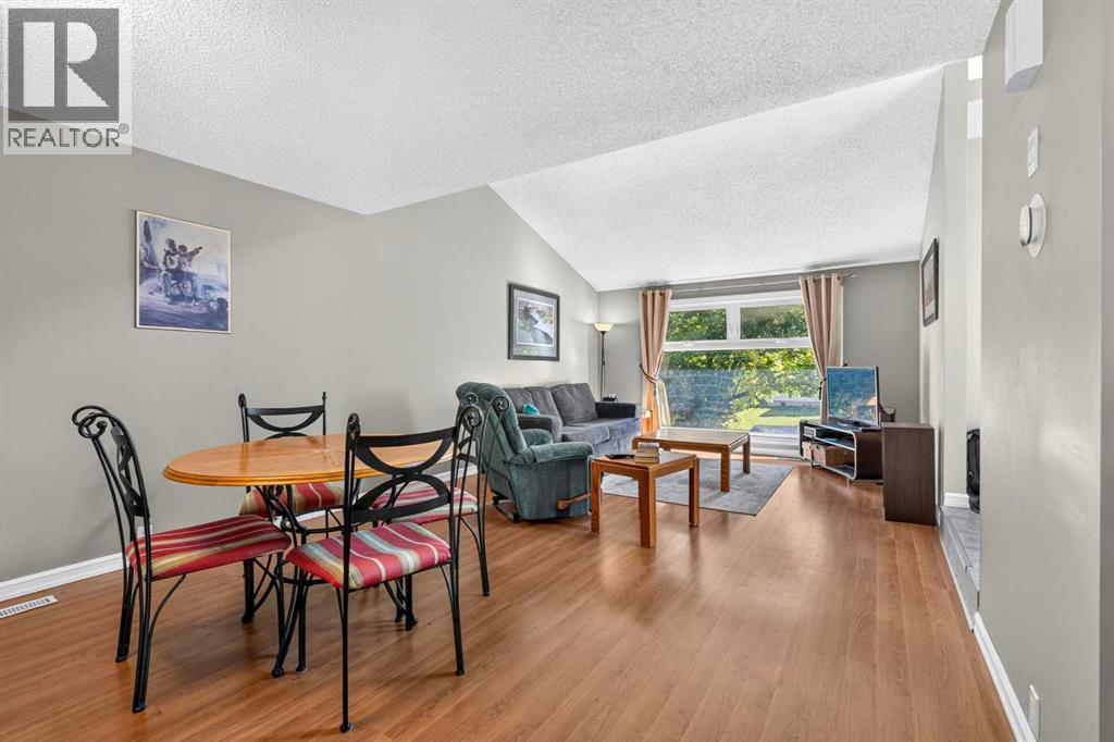 7 Woodbrook Way Sw Property Photo 8