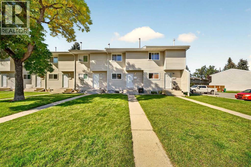 55 Lemoyne Crescent West Property Photo 1