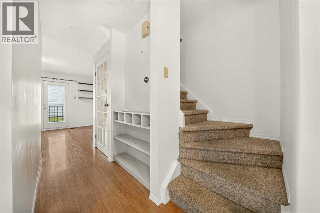 55 Lemoyne Crescent West Property Photo 11