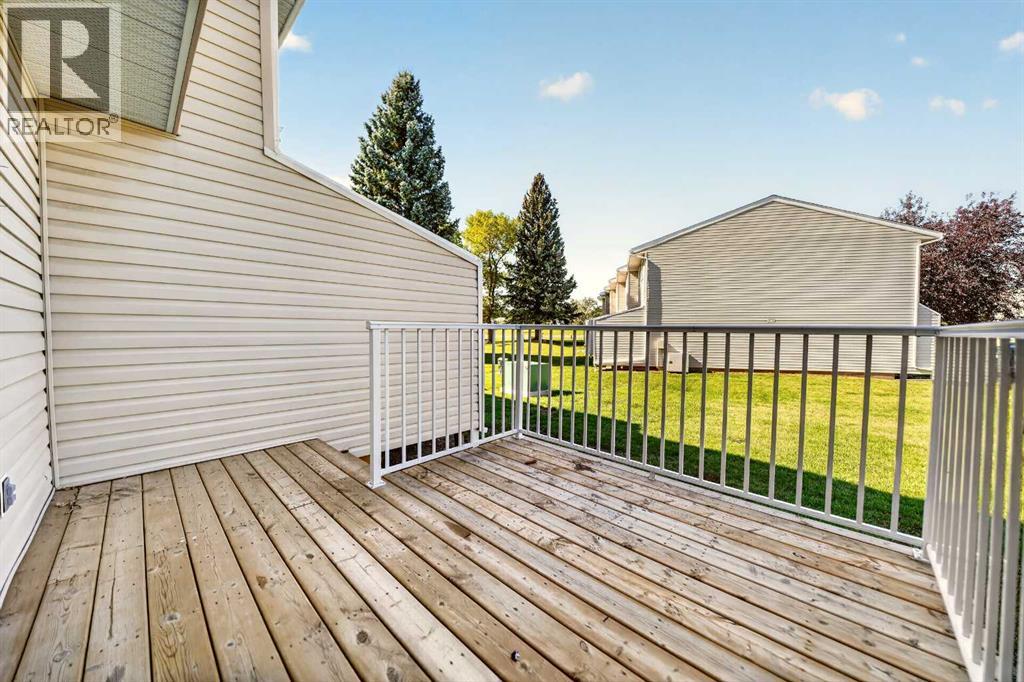 55 Lemoyne Crescent West Property Photo 17