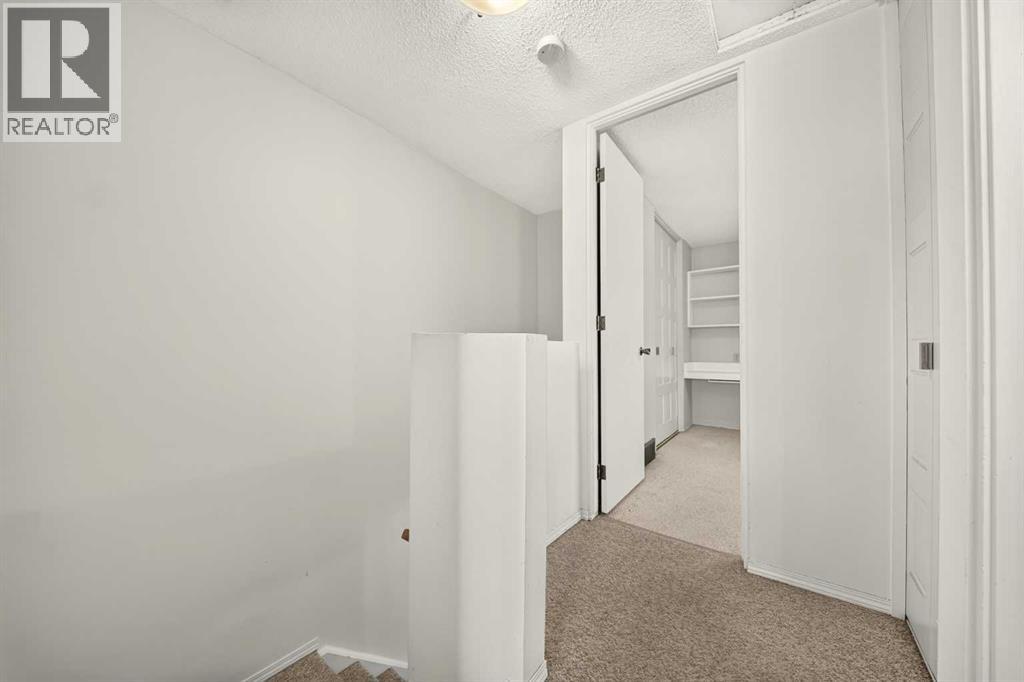 55 Lemoyne Crescent West Property Photo 20