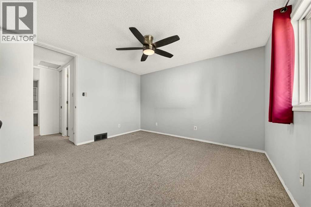 55 Lemoyne Crescent West Property Photo 24