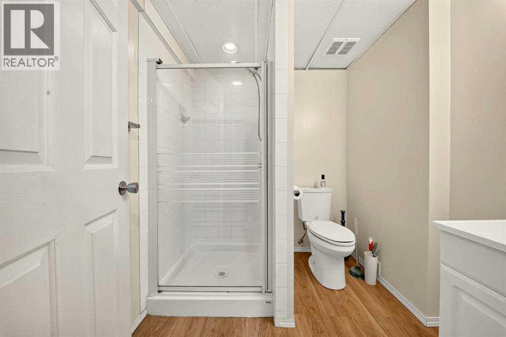 55 Lemoyne Crescent West Property Photo 37