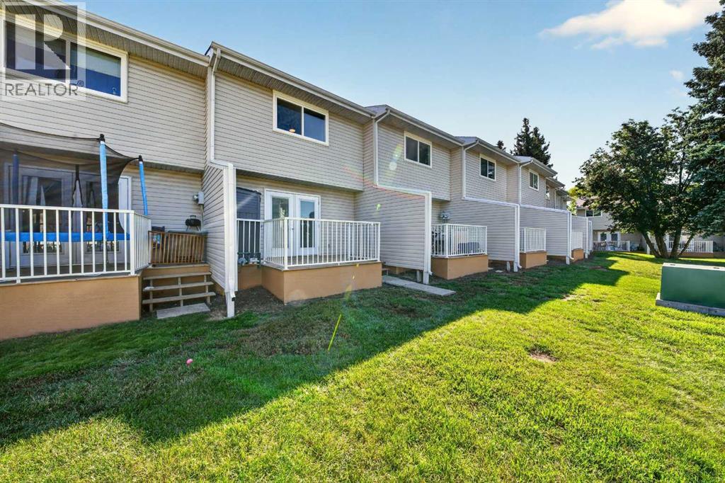 55 Lemoyne Crescent West Property Photo 42