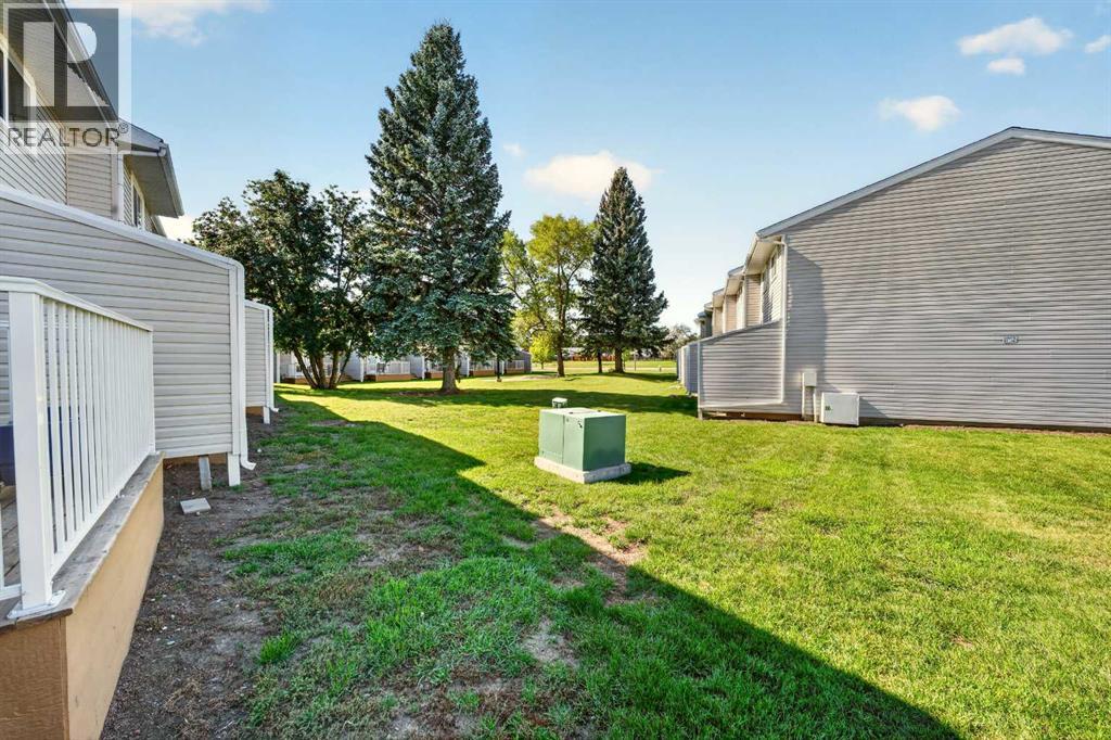 55 Lemoyne Crescent West Property Photo 44