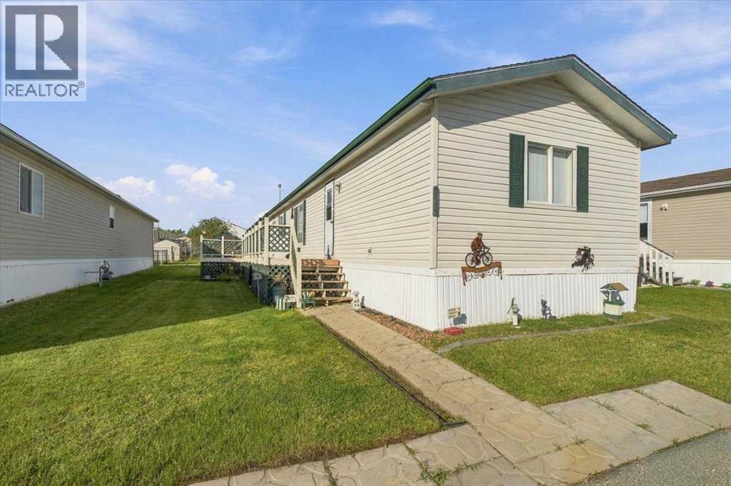 124 Clark Crescent Property Photo 1