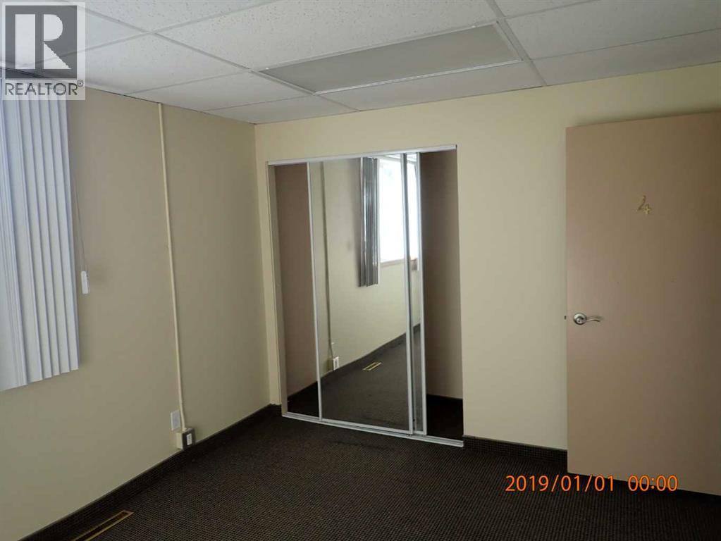 4819 48 Avenue Property Photo 15