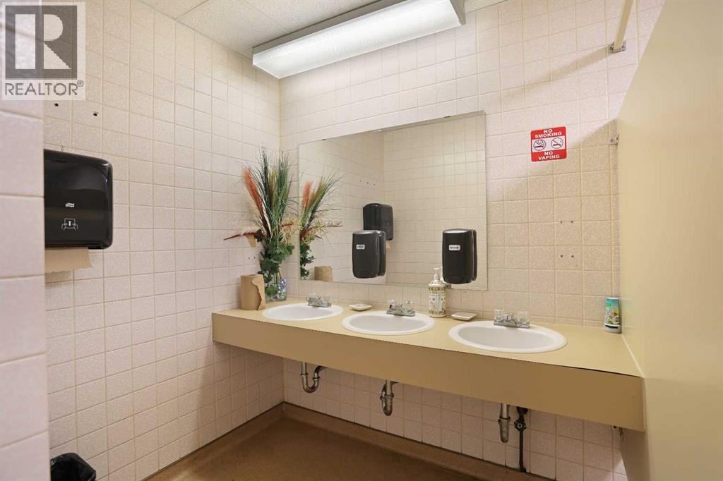 235 3 Street Property Photo 10