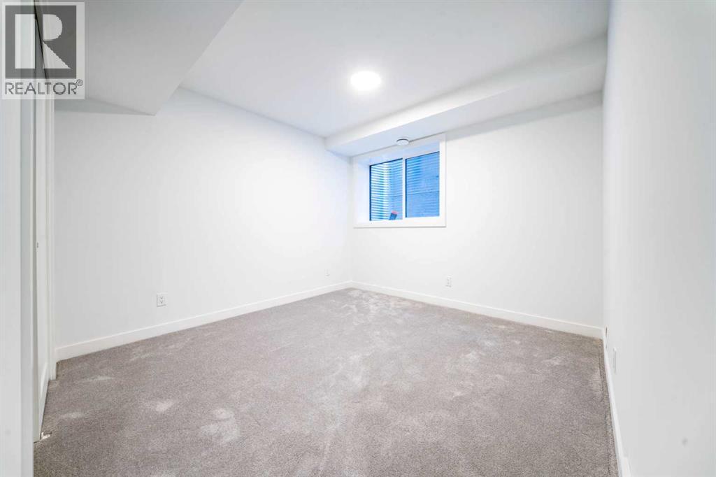 755 Centre Avenue Ne Property Photo 19