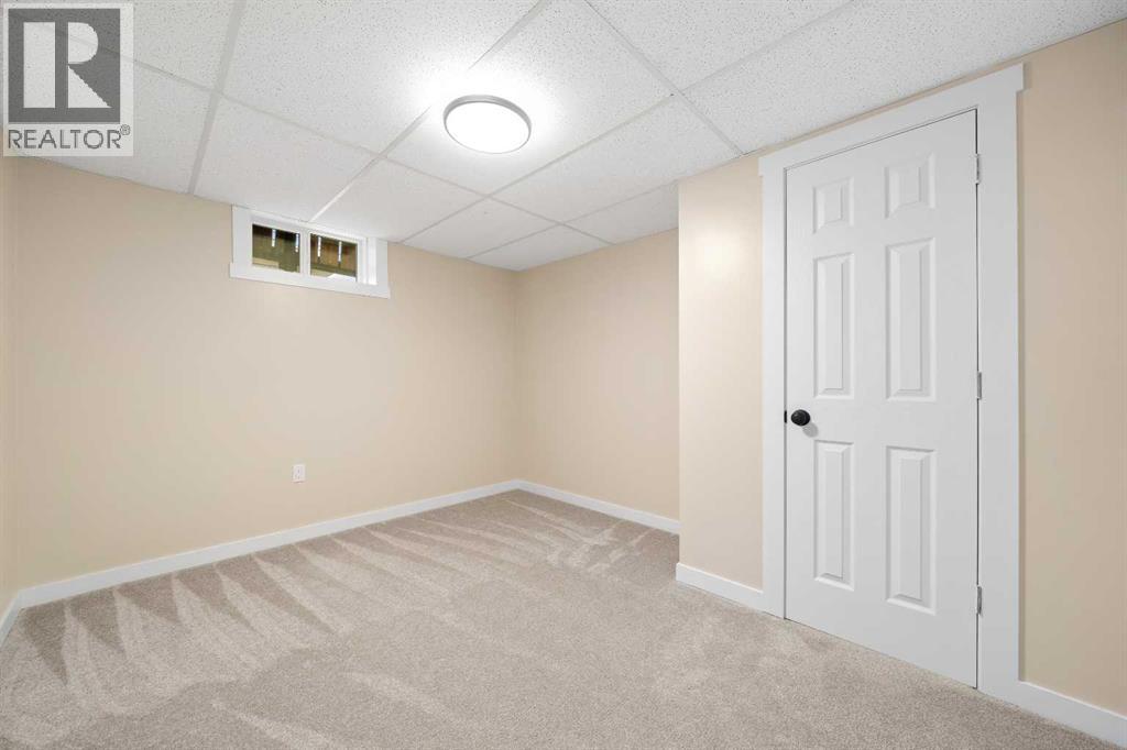 123 3 Avenue E Property Photo 21